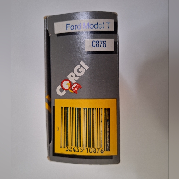 CORGI CLASSICS  FORD MODEL T VAN  C876   DICKINS & JONES   Limited Ed. - Picture 3 of 6